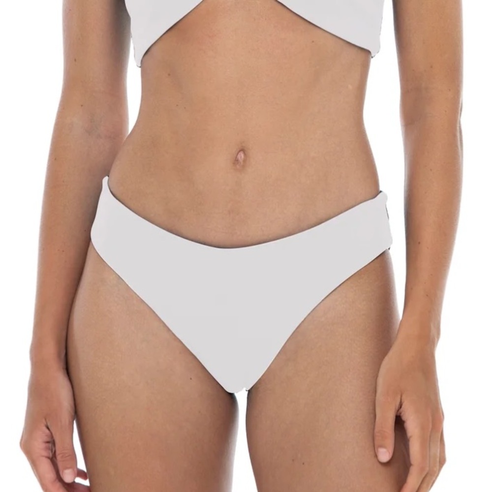 Phie collective natura Maritza classic bikini bottom white-NWT x